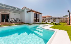 Villa Luxury Paula'S Dream Private Pool Corralejo By Holidays Home
